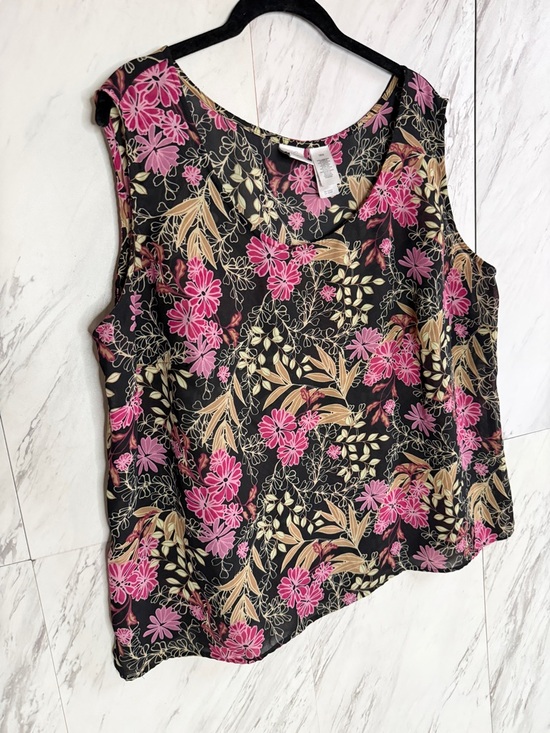 Liz Claiborne Tops - Liz Claiborne Emma James Black Pink Floral Camisole Top SZ 18W